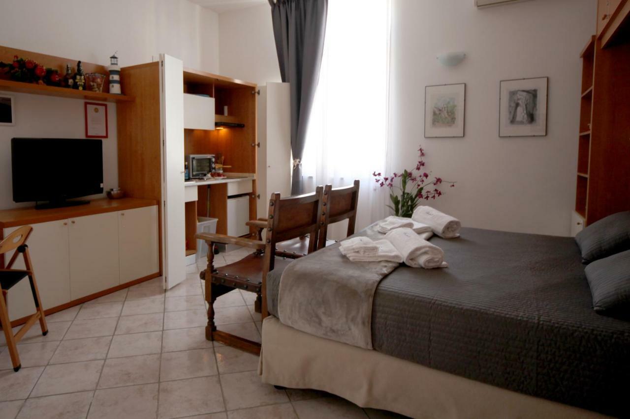 Seawall Holiday Home Salerno Exterior foto